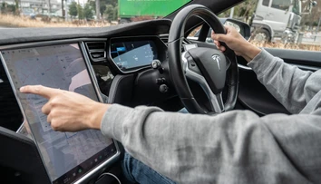 Škandál spoločnosti Tesla. Roky vedome predávala autá s chybnými dielmi, za opravu platili zákazníci