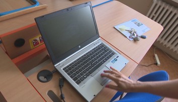 Spľasnutá bublina. Zo sľúbených notebookov a vybavenia študovní ani po roku nič nie je