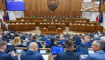 Poslanci posunuli do druhého čítania lex atentát