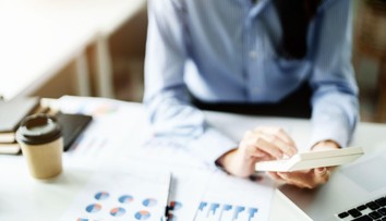 Nie každý na konsolidáciu doplatí. Po novom sa mnohým oplatí založiť si jednoosobovú SRO-čku