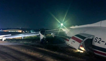 Ďalšia desivá nehoda. V Barme sa lietadlo pri pristávaní rozbilo na kusy, 17 ľudí skončilo v nemocnici
