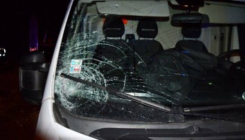 Mladú ženu (†27) v tmavom oblečení zrazila dodávka. Nemala na sebe žiadny reflexný prvok