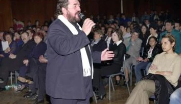 Zomrel rómsky spevák a muzikant Ľubo Virág (†68). Jeho legendárnu pieseň pozná azda každý