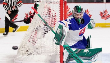 Dvadsiatka pred MS už v kompletnom zložení. Dorazil aj brankár, ktorý ohúril Kanadu i na drafte