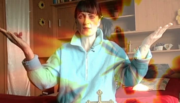 Laura tvrdí, že sa rozpráva s Bohom. Zničila život už niekoľkým rodinám