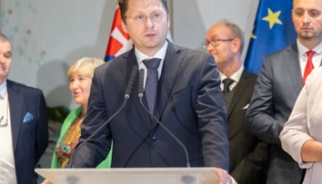 Predseda LOZ Visolajský: Politici porušujú dohodu, ktorá začala zlepšovať zlú situáciu v nemocniciach