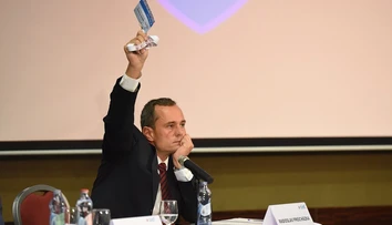 Exposlanec Radoslav Prochádzka nemusí robiť justičnú skúšku