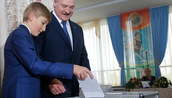 Tisíce ľudí sa zhromaždili na protestoch, žiadali odchod Lukašenka