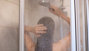 Nesprchujte sa každý deň. Dermatologička radí, ako hygienou svojej pokožke neškodiť