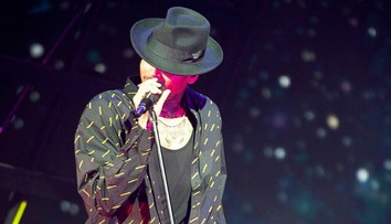 Problémový spevák bude druhýkrát otcom. Dieťa čaká s bývalou priateľkou