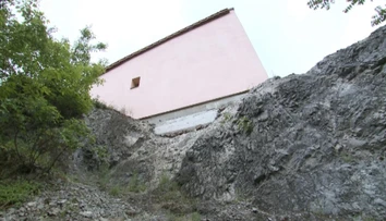 Dom na okraji pripasti nájdete v Nitre