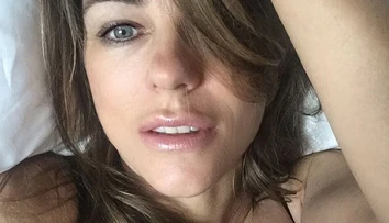 Ona že má po päťdesiatke? Sexy telo slávnej herečky v bikinách a bez retuše