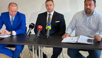 Šéfa SIS Michala Aláča prepustili na slobodu. Nevidí dôvod na odstúpenie z funkcie