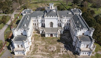 Vláda odklepla rekonštrukciu kaštieľa v Rusovciach. Dokončená by mala byť do konca roka 2029
