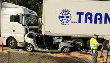 Kamióny zlisovali auto na českej diaľnici