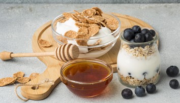 Pridaním jednej prísady do jogurtu môžete výrazne zlepšiť zdravie vašich čriev, ukázala štúdia