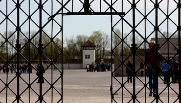 Taliansky parlament schválil zákon o trestaní popierania holokaustu