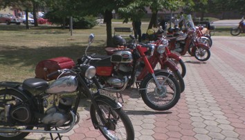 Hoci majú už desiatky rokov, majitelia sa s nimi neboja vydať na dlhú cestu. Navštívili sme zraz veteránov