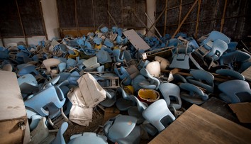 Pol roka po Riu: Bordel, vytrhnuté stoličky a suchá tráva