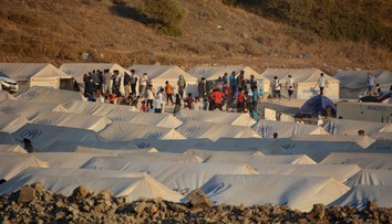 V novom tábore pre migrantov na ostrove Lesbos sa koronavírus ďalej šíri. Majú už 243 prípadov