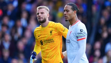 Za Liverpool nečakane debutoval český gólman, tím potvrdil vedúcu pozíciu. Arsenal a City však nezaostali