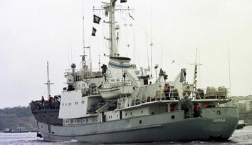 Zo stroskotanej nákladnej lode pri Kryme zachránili ďalších päť ľudí