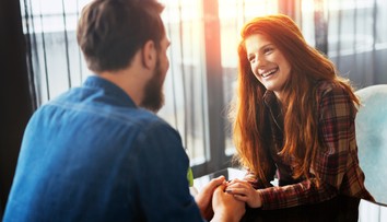 Tisícky ľudí tvrdia, že sú sapiosexuáli. Čo to znamená?