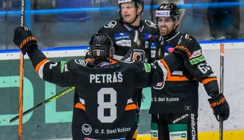 Východniarske El Clásico pre Košice. Slovan pokľakol na ľade najslabšieho celku ligy