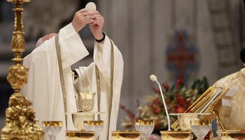 Povolili aj sväté omše, takéto budú mať pravidlá