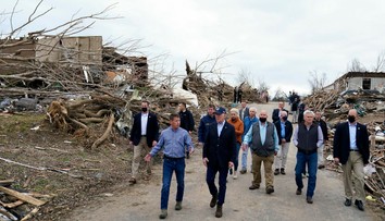 Takéto škody som ešte nevidel, povedal Biden v oblastiach zasiahnutých tornádom v Kentucky