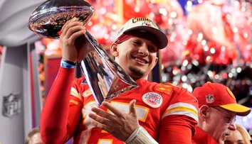 Veľkolepá šou so svetovými hviezdami: Kansas City obhájilo titul v Super Bowle