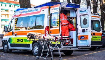 Pre únik plynu predčasne ukončili veľkonočné obrady. Mnohých museli hospitalizovať