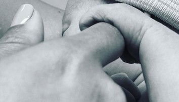 Dieťa číslo 2! Herečka a speváčka priviedla na svet synčeka