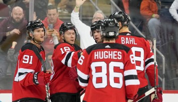 VIDEO: Nemcove New Jersey pretlačilo Slafkovského Montreal. Šimon asistoval a šanca na play-off žije