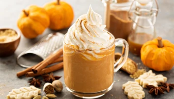 Pumpkin spice latte: Pripravte si doma najobľúbenejšiu jesennú kávu, manuál krok po kroku