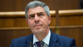 Bugár: Kalavská a premiér nemali pri stratifikácii cúvnuť pred Ficom