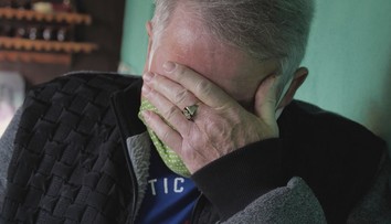 V živote pána Bohdala a jeho ťažko chorej manželky nastal zvrat. Konečne jej má kto pomôcť