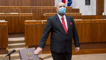 Parlament schválil tzv. potravinový semafor