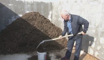 Kam s kompostom z mestských kompostární? Ponúknuť ho chcú aj občanom, no nie vždy sa to dá