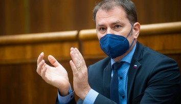 Šesťsto eur pre dôchodcov je stále v hre, paradoxne ich zachránili chýbajúci poslanci za Smer