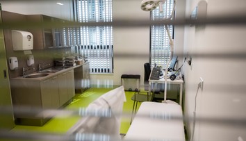 ANKETA: Zdravotníctvo už nie je a nebude zadarmo. Väčšina politikov sľubuje jasné pravidlá v poplatkoch