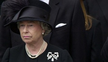 Ďalšia rana pre kráľovnú: Zomrela jej jedna z najbližších osôb v živote