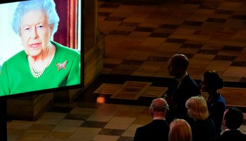 Britská kráľovná vyzvala lídrov, aby mysleli na budúce generácie