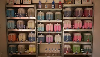 Čapované čistiace prostriedky? Drogéria v Trnave prišla so zaujímavým nápadom