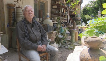 Živí ho umenie, v minulosti získaval ocenenia po celom svete. Nezaháľa ani v 84 rokoch