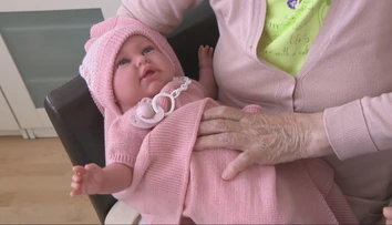 Zázračné bábiky: Prekvapí vás, ako dokáže hračka zmeniť život seniora