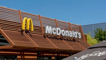 McDonald's postihol výpadok systému, zaznamenali ho aj na Slovensku. Z prevádzky vyradil množstvo reštaurácií