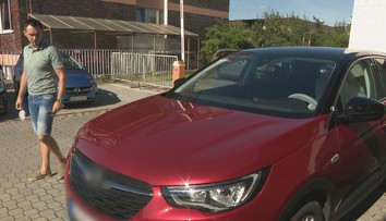 Auto v záruke sa im pokazilo už štvrtýkrát. Predajca o vrátení peňazí nechce počuť
