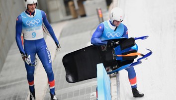 Vaverčák so Zmijom v premiére atakovali top desiatku. Mrzela ich prvá jazda