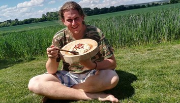 Úradujúci víťaz Farmy: Takto zveľaďuje rodinný biznis